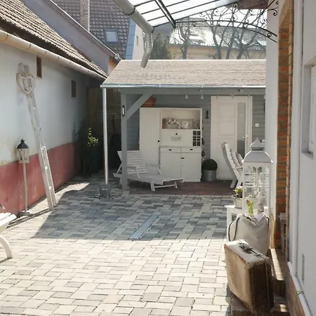 Feliz Lejlighed Gyula